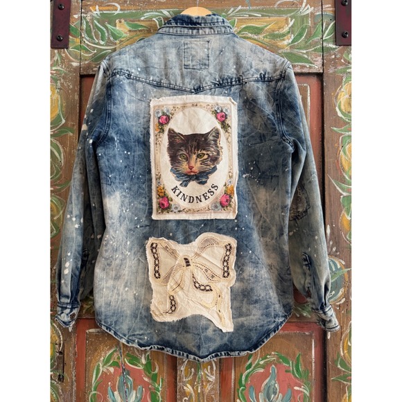 Upcycled/Reworked Denim Jacket| Vintage Heron, Cat, & Bow Patchwork| Boho| Large - Picture 3 of 13